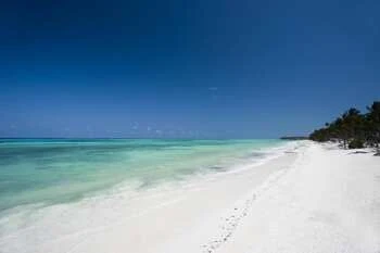 Luna de miere in Zanzibar - Karafuu Beach Resort & Spa 5* 